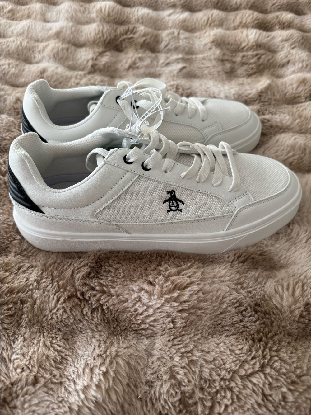 Original Penguin Men’s White Low Top Sneakers Size 9 - Picture 3 of 6